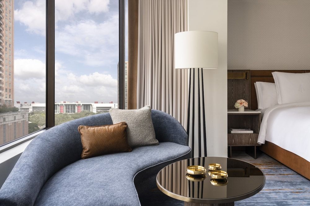 Four Seasons Hotel Houston Deluxe Room, 2 Double Beds 4