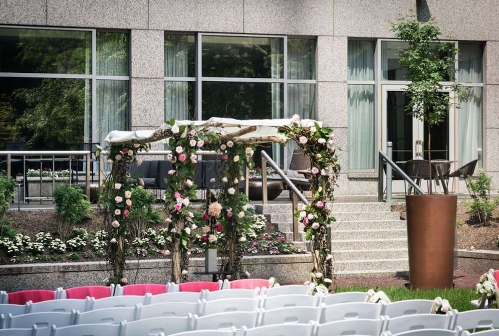 undefined The Logan Philadelphia, Curio Collection by Hilton 6