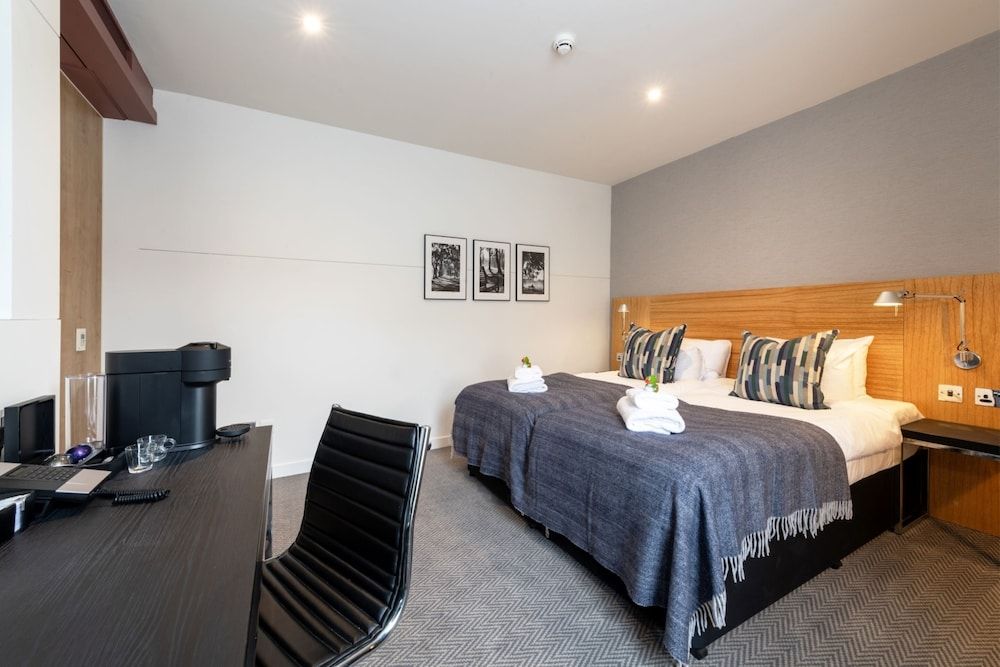undefined Apex City of Edinburgh Hotel 4