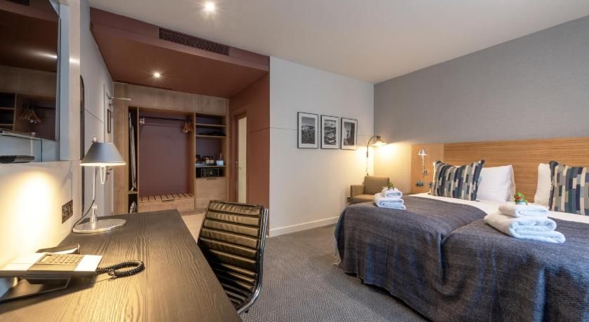undefined Apex City of Edinburgh Hotel 10