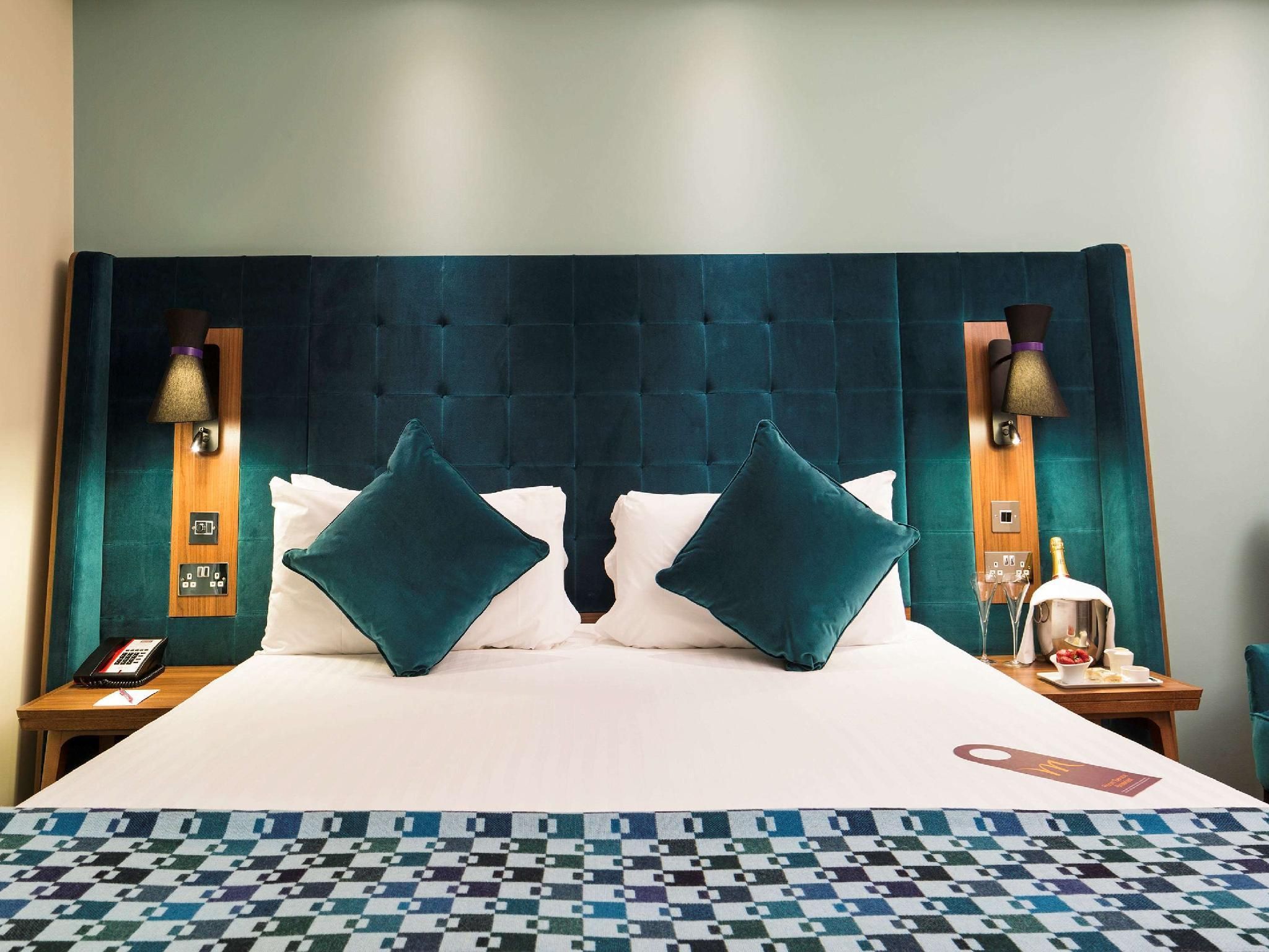 undefined Mercure London Bankside 8