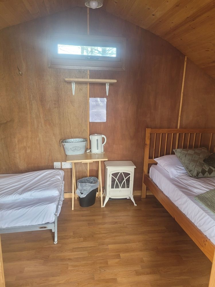 Wheal Tor Chalet, Shared Bathroom (Glamping pods) 2