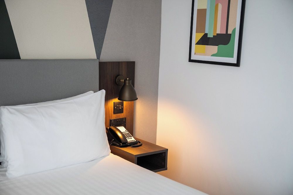 Holiday Inn London - Whitechapel by IHG Standard Room