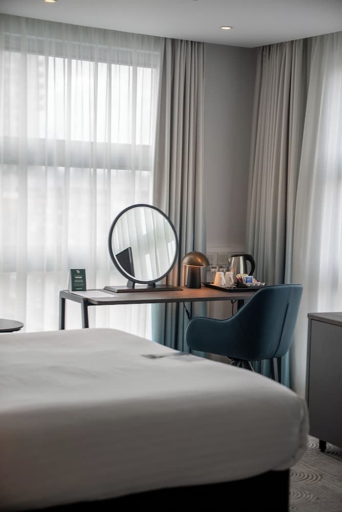 Holiday Inn London - Whitechapel by IHG Standard Room 3