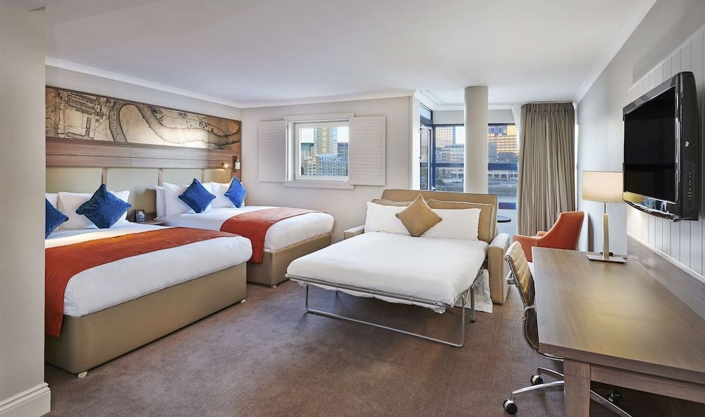 Family Room, 2 Double Beds (Deluxe)