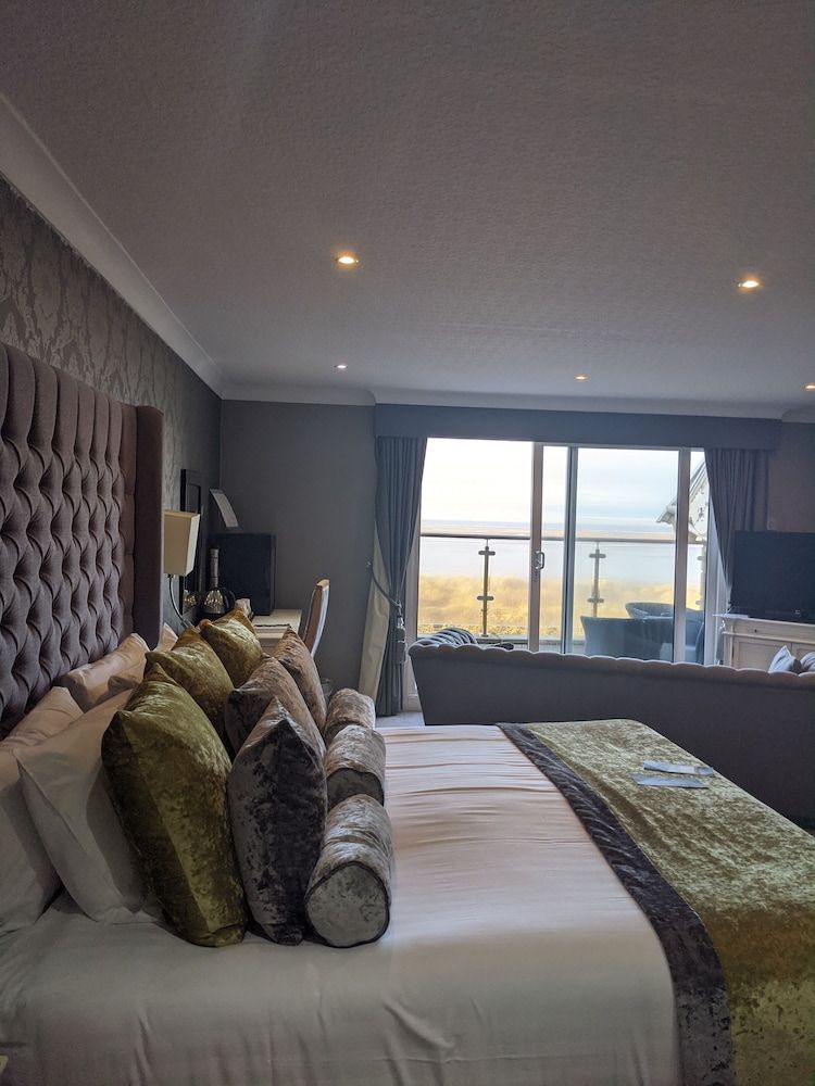 Suite, 2 Bedrooms, Non Smoking, Balcony