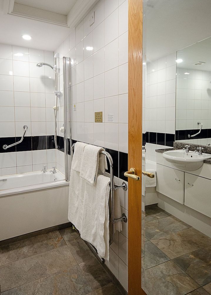 The Royal Victoria Hotel Executive Double Room 2