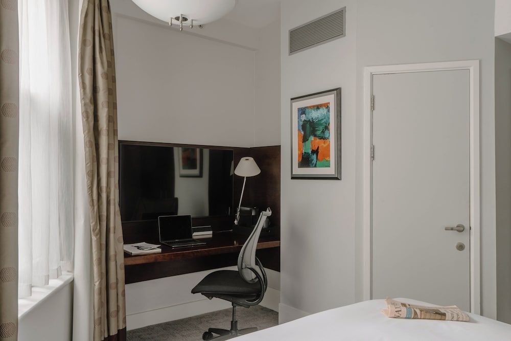 undefined Club Quarters Hotel, Trafalgar Square 5