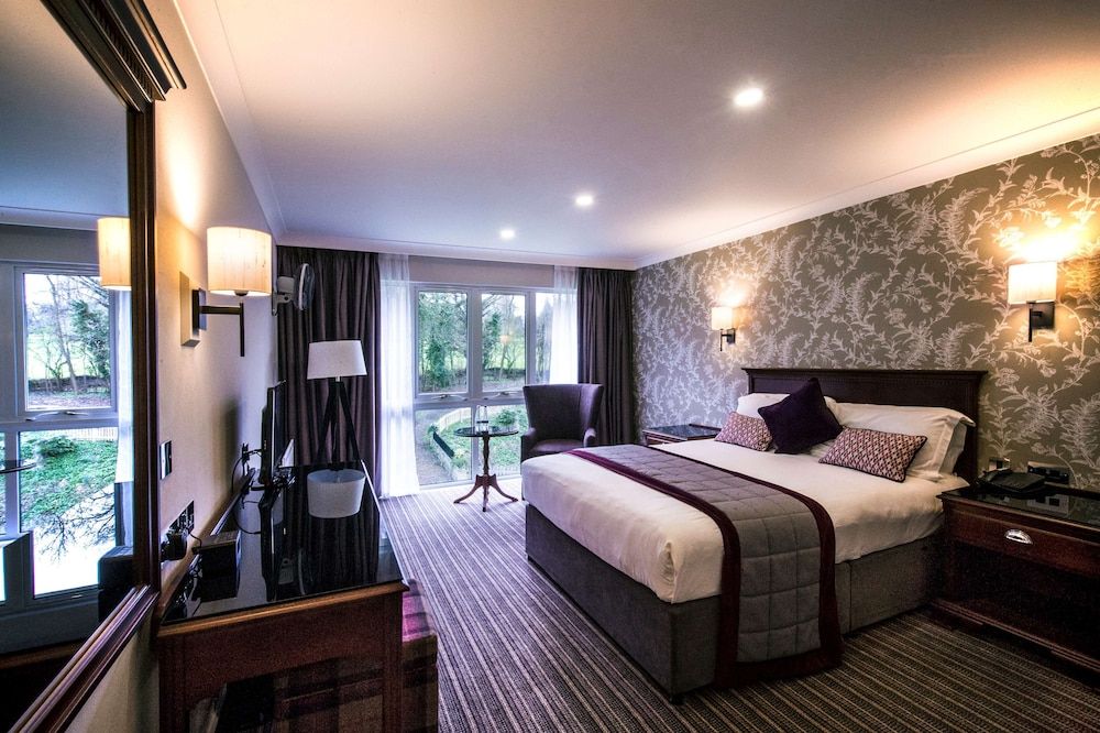 Deluxe Room, 1 Queen Bed, Non Smoking