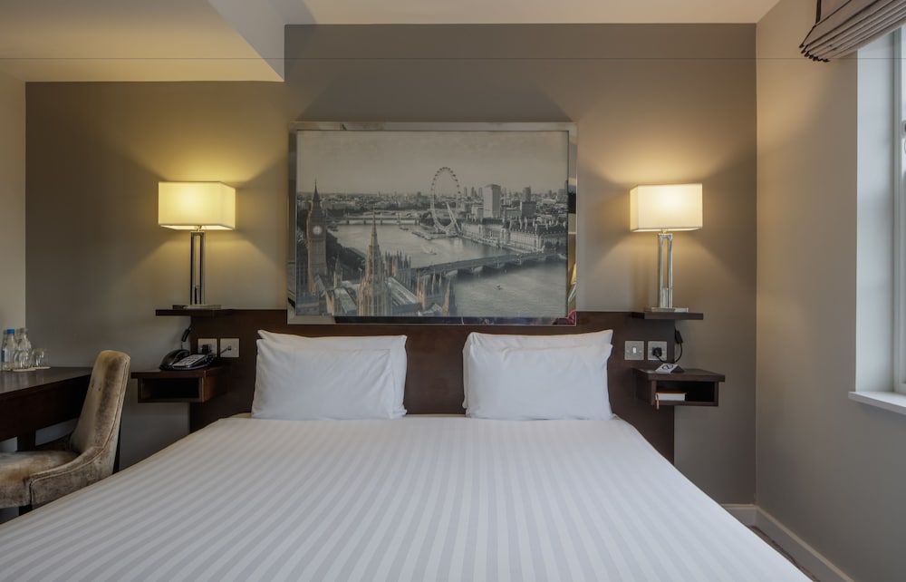DoubleTree by Hilton London - Greenwich Room, 1 Queen Bed, Non Smoking 4