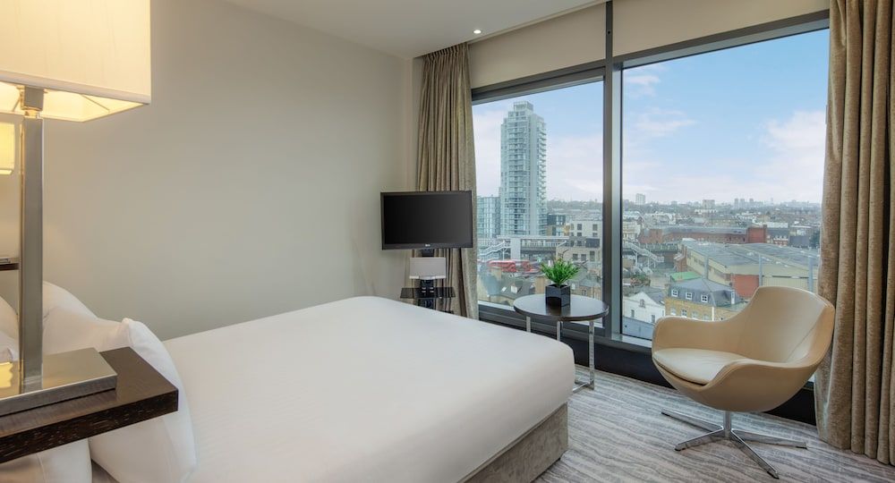 Deluxe Room, 1 Queen Bed, Non Smoking