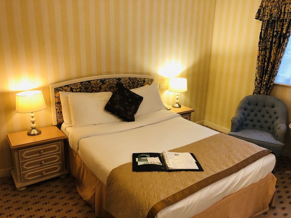 Brook Marston Farm Hotel Standard Double Room 7