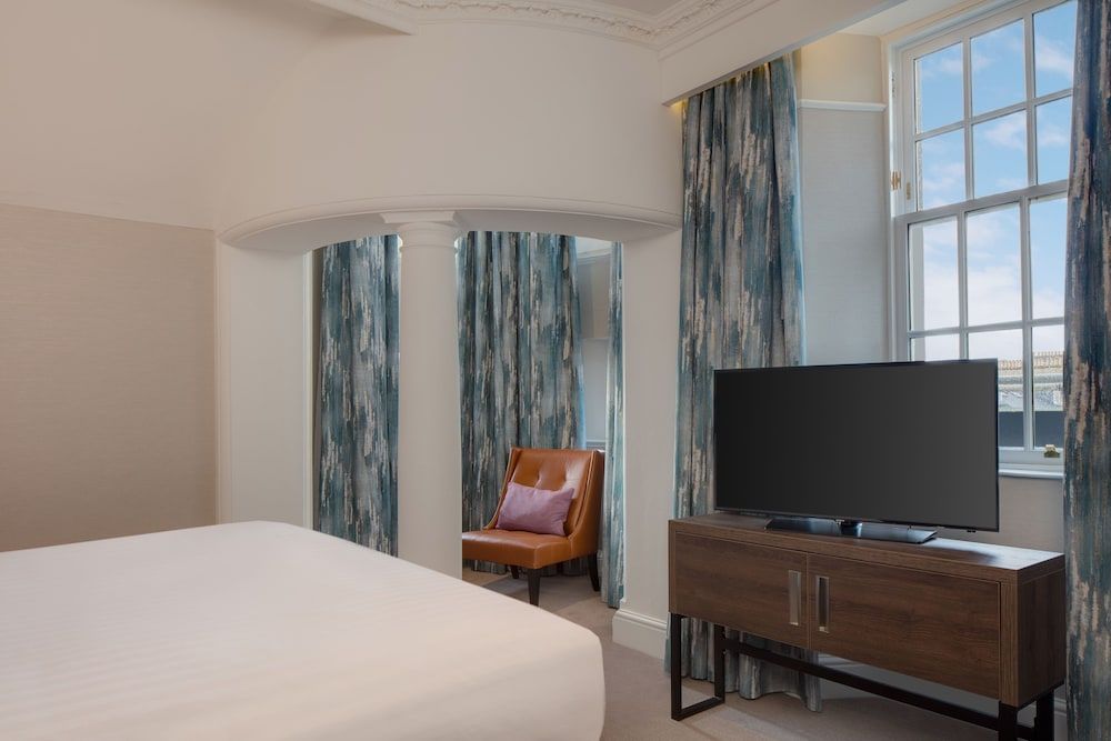 undefined Hilton Edinburgh Carlton 10