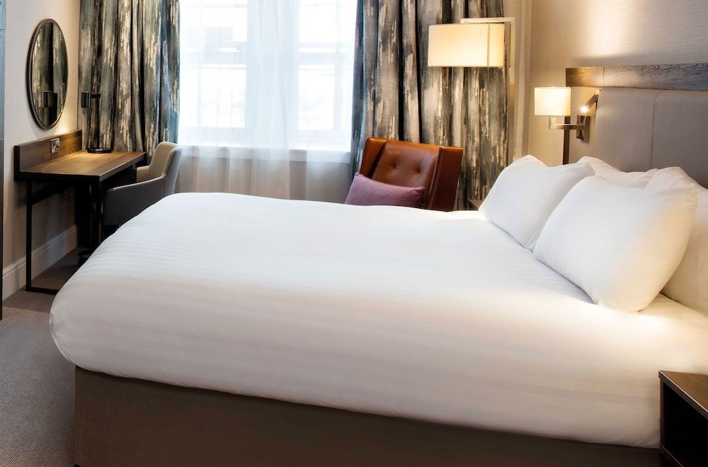 Hilton Edinburgh Carlton Room, 1 Queen Bed 3