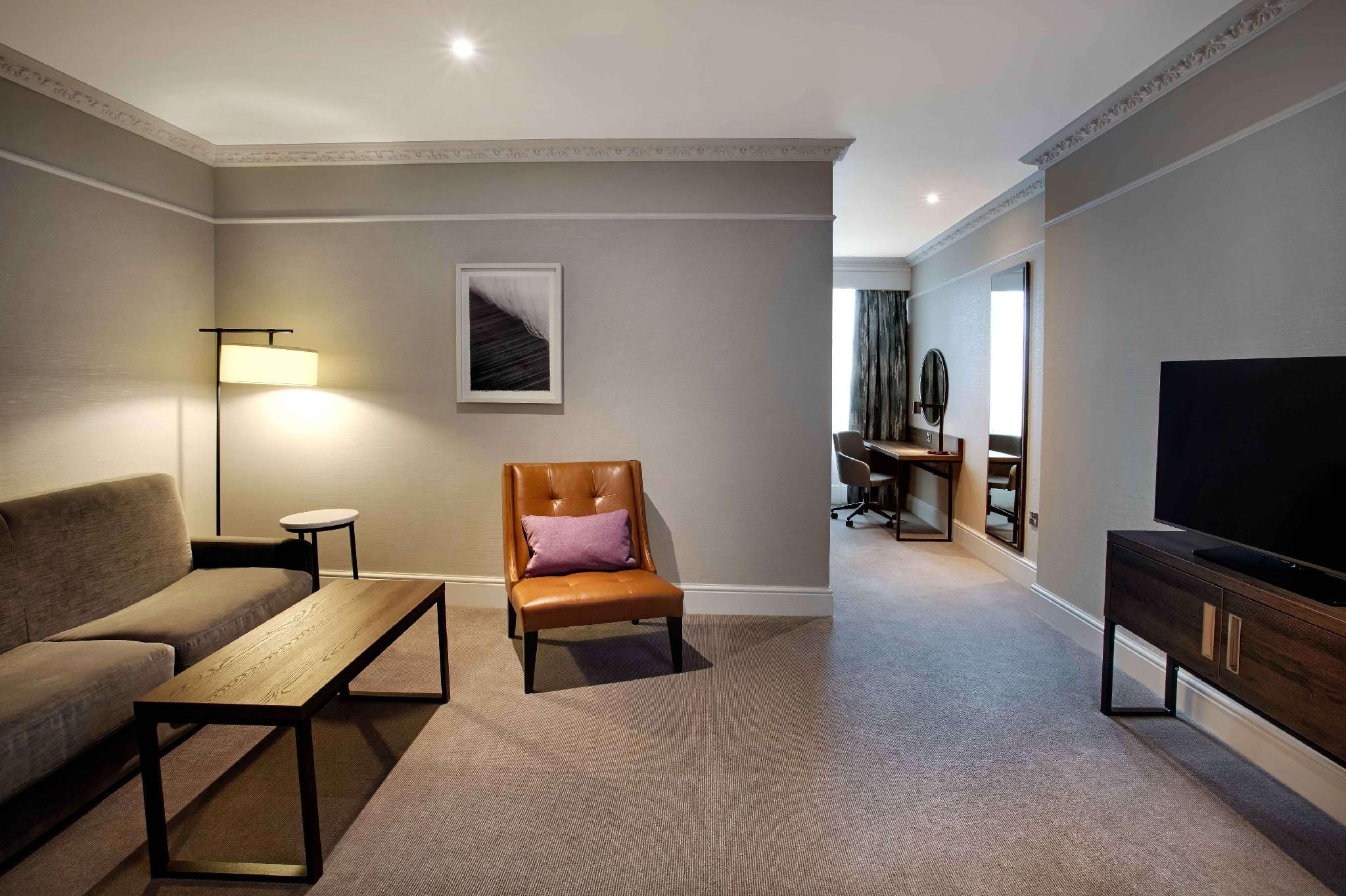 King Junior Suite