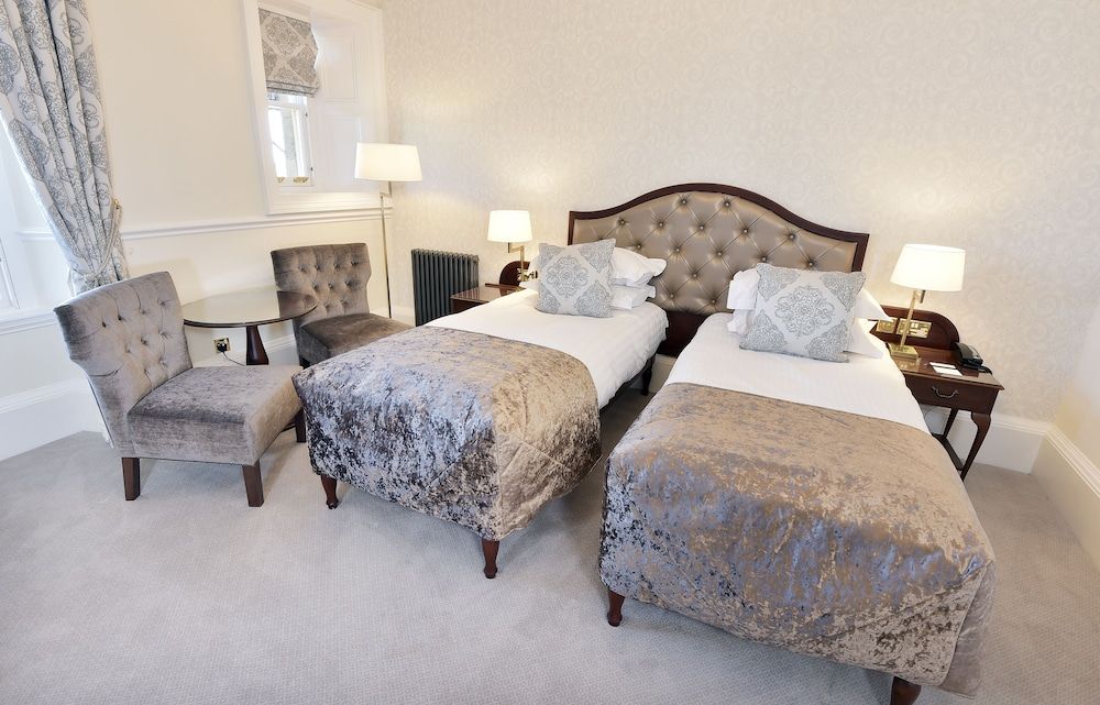 undefined The Bonham Hotel 7