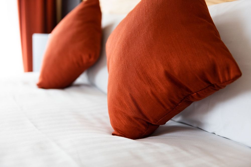 Dragonfly Hotel Peterborough Standard Twin Room 2