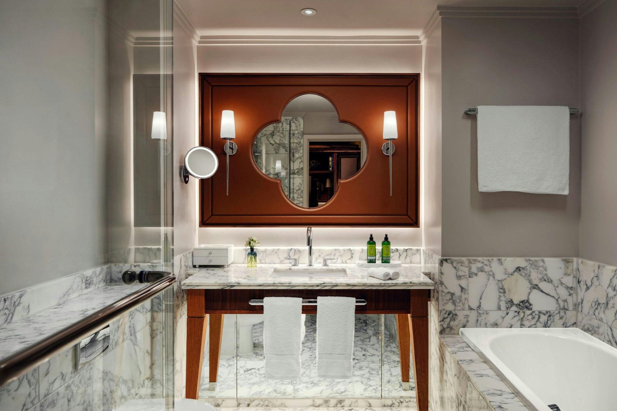Grand Junior Suite, Larger Suite, 1 King