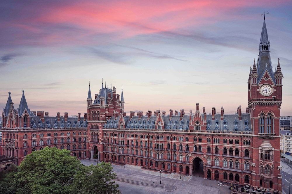 undefined St. Pancras London, Autograph Collection ®