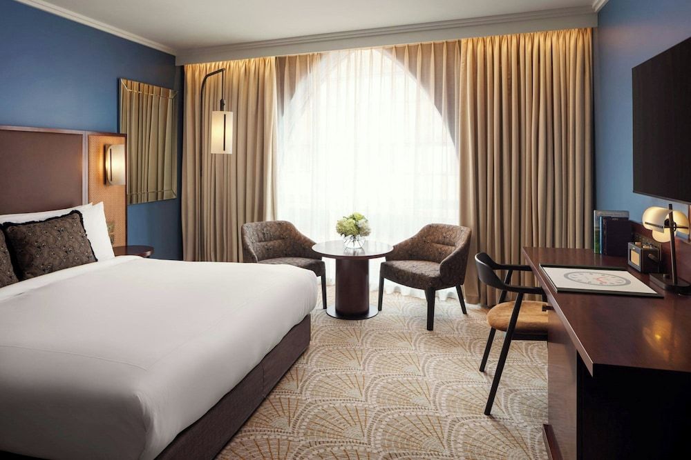 Superior House, 1 King Bed