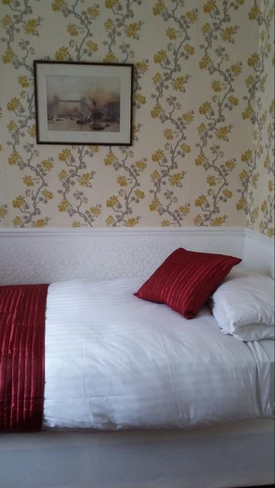 undefined The Garth Hotel 2