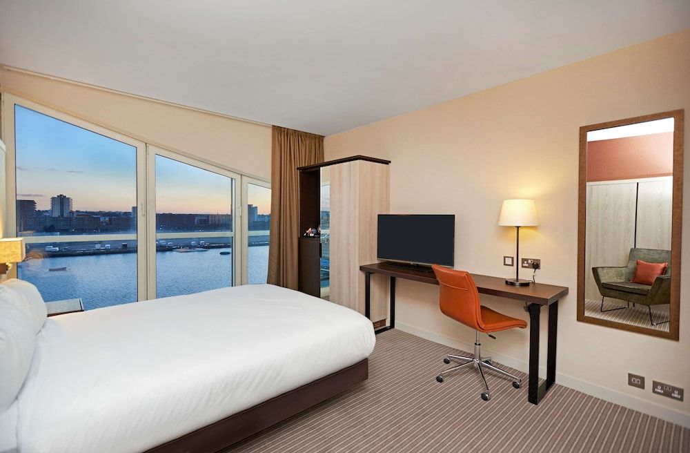 undefined DoubleTree by Hilton Hotel London ExCel 7