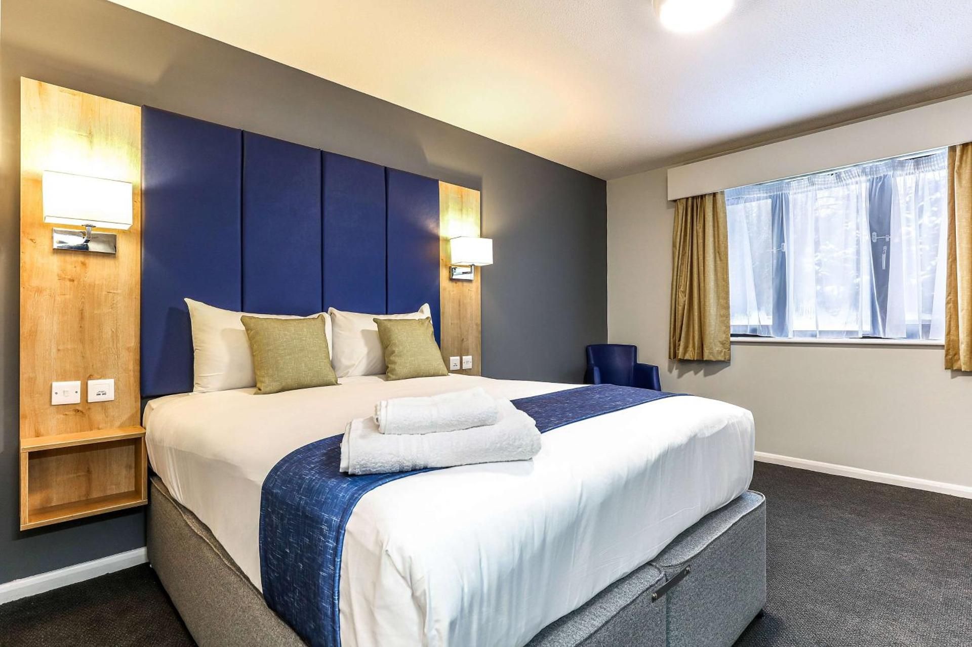 Days Inn by Wyndham London Stansted Airport 1 Double Bed, Non-Smoking 2