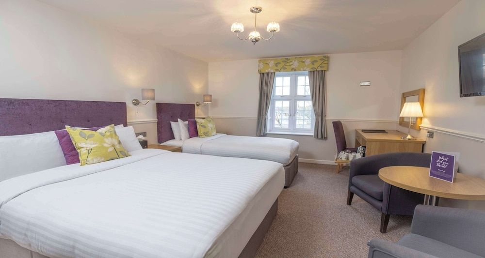 Worcester Bank House Hotel Spa & Golf, BW Premier Collection Family Room, Multiple Beds, Non Smoking 2