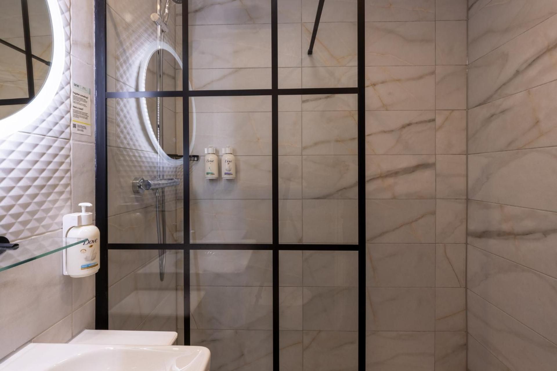 Premium Room with Double Bed and Single Bed