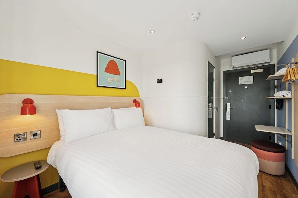 undefined Garner Edinburgh Haymarket by IHG 10
