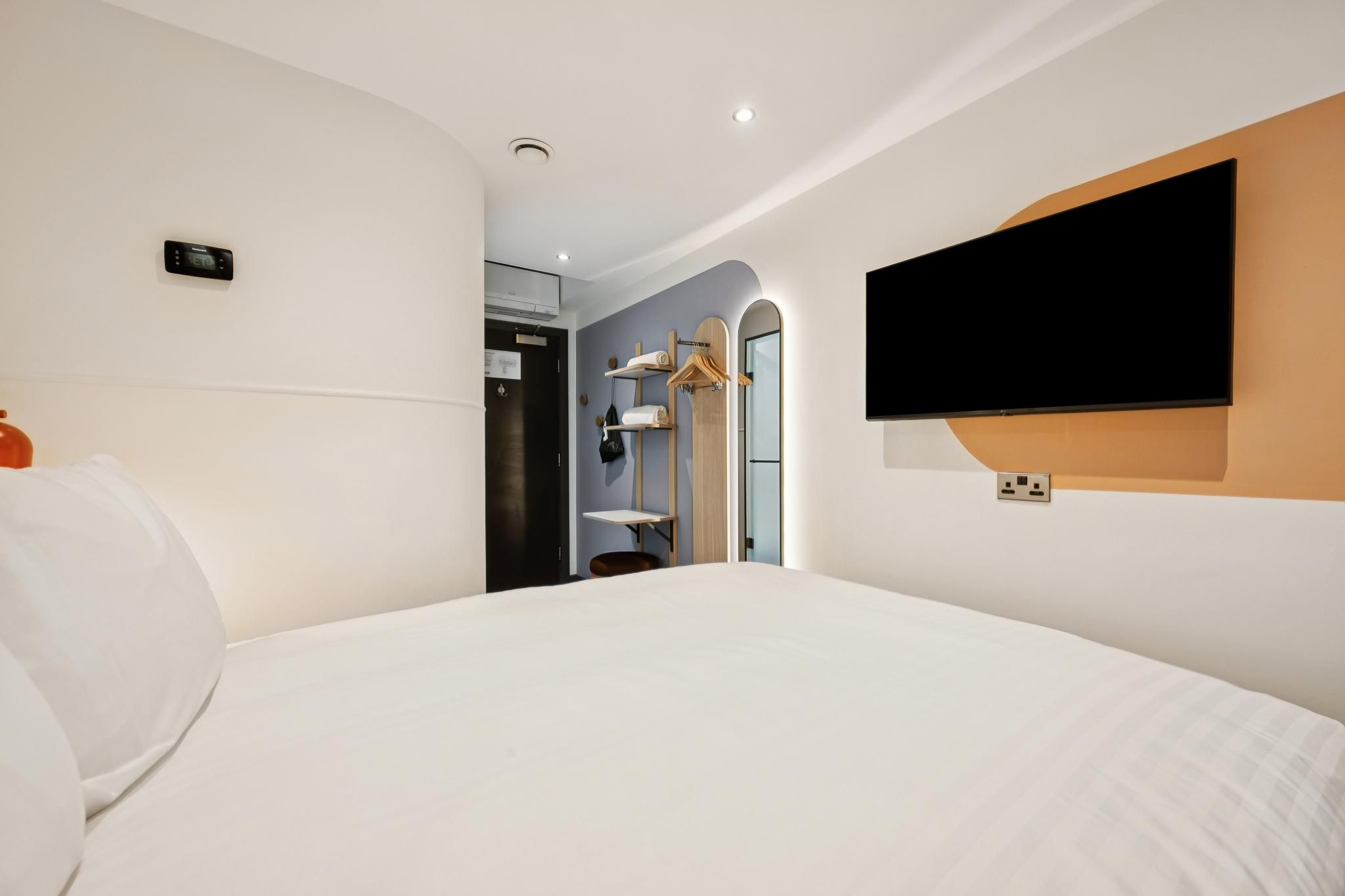 undefined Garner Edinburgh Haymarket by IHG 3