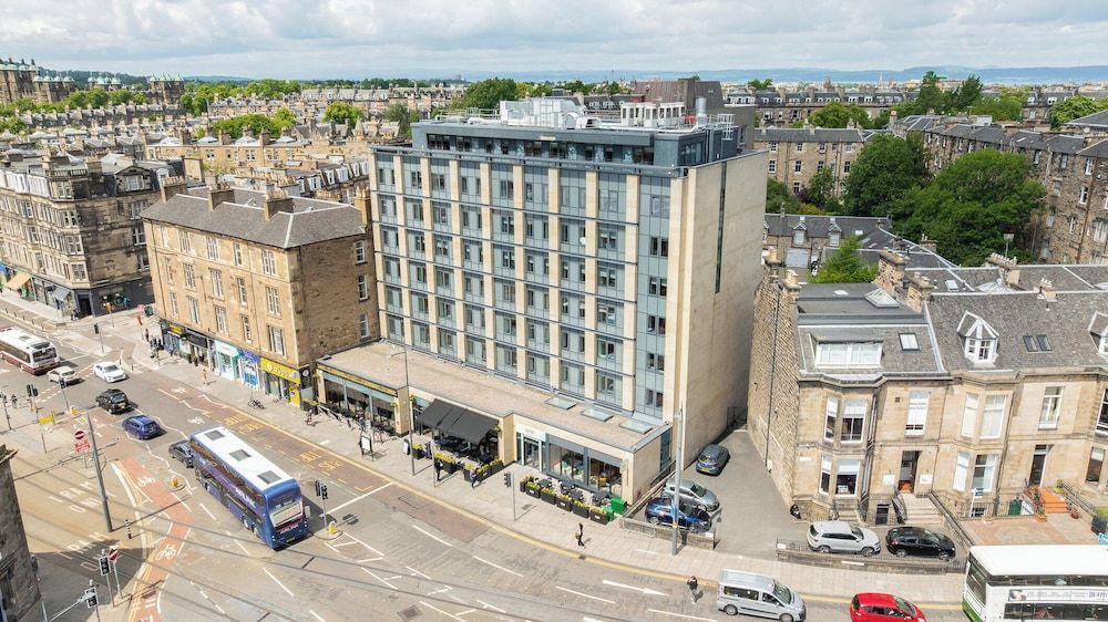 undefined Garner Edinburgh Haymarket by IHG