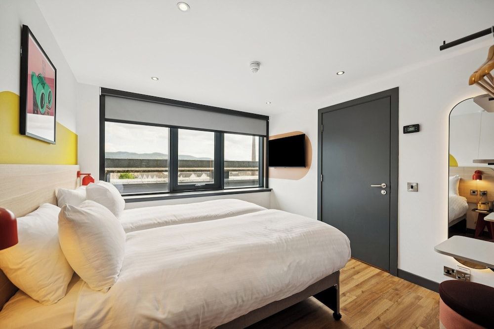 Garner Edinburgh Haymarket by IHG Room, 2 Twin Beds (Cosy) 3
