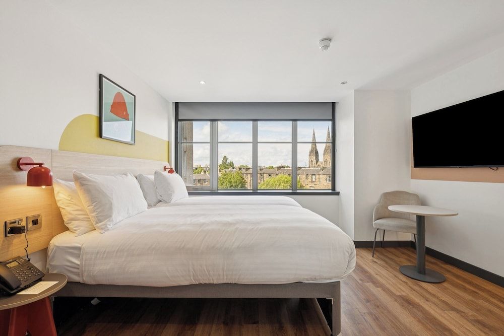 Garner Edinburgh Haymarket by IHG Room, 2 Twin Beds (Cosy) 10