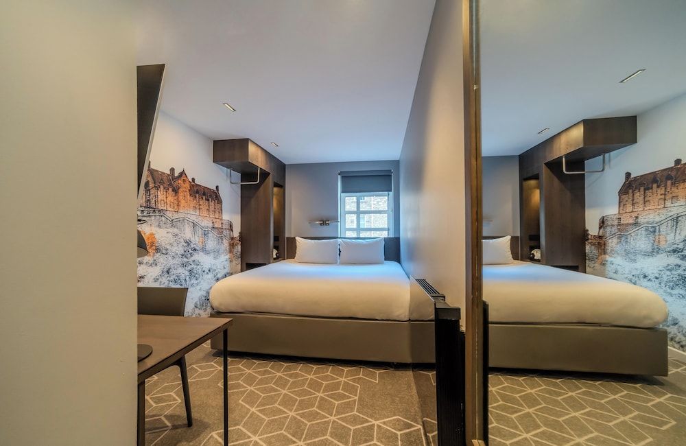 KM Hotel Standard Double Room 6