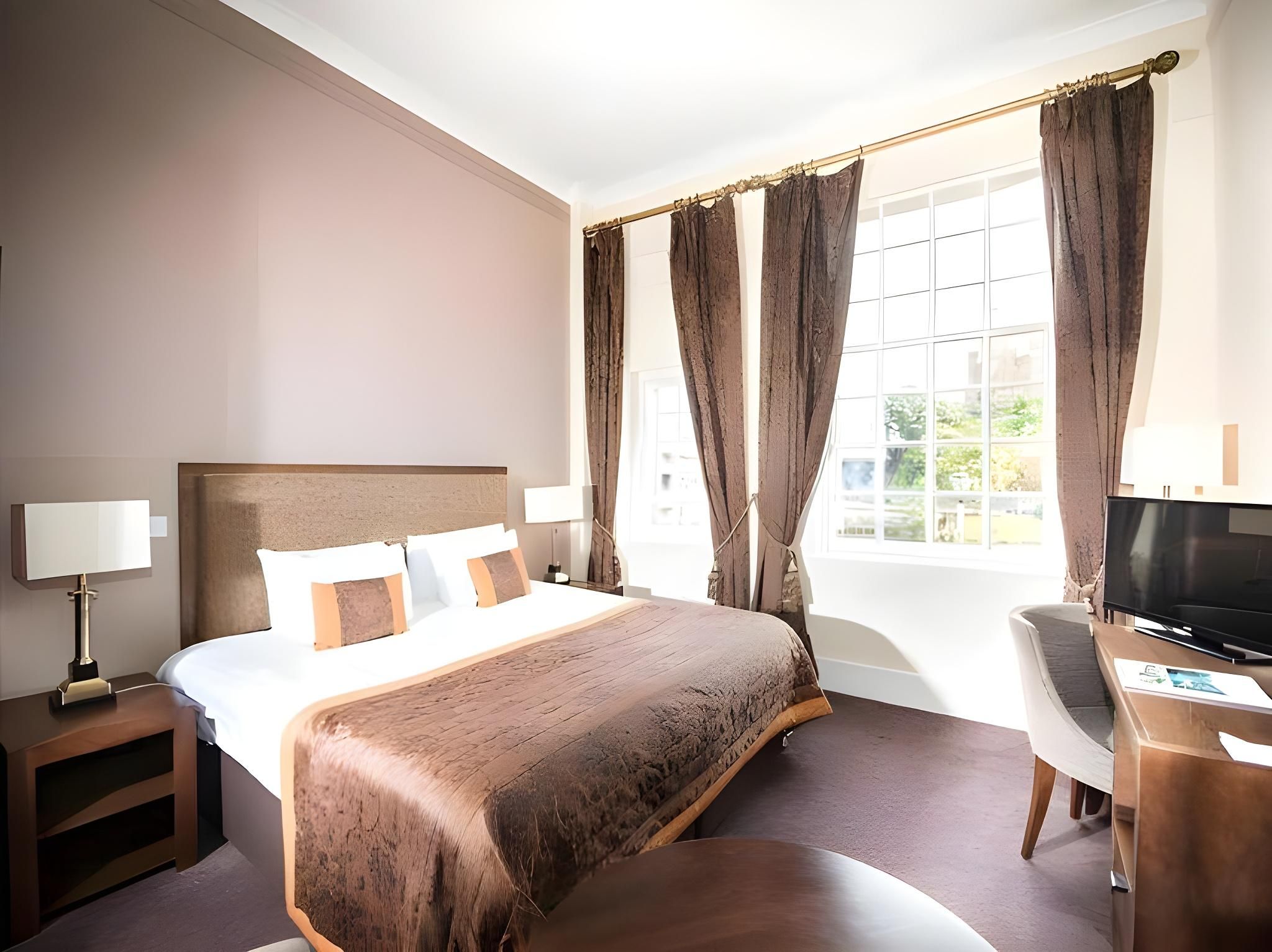 Columba Hotel Inverness by Compass Hospitality Double Room