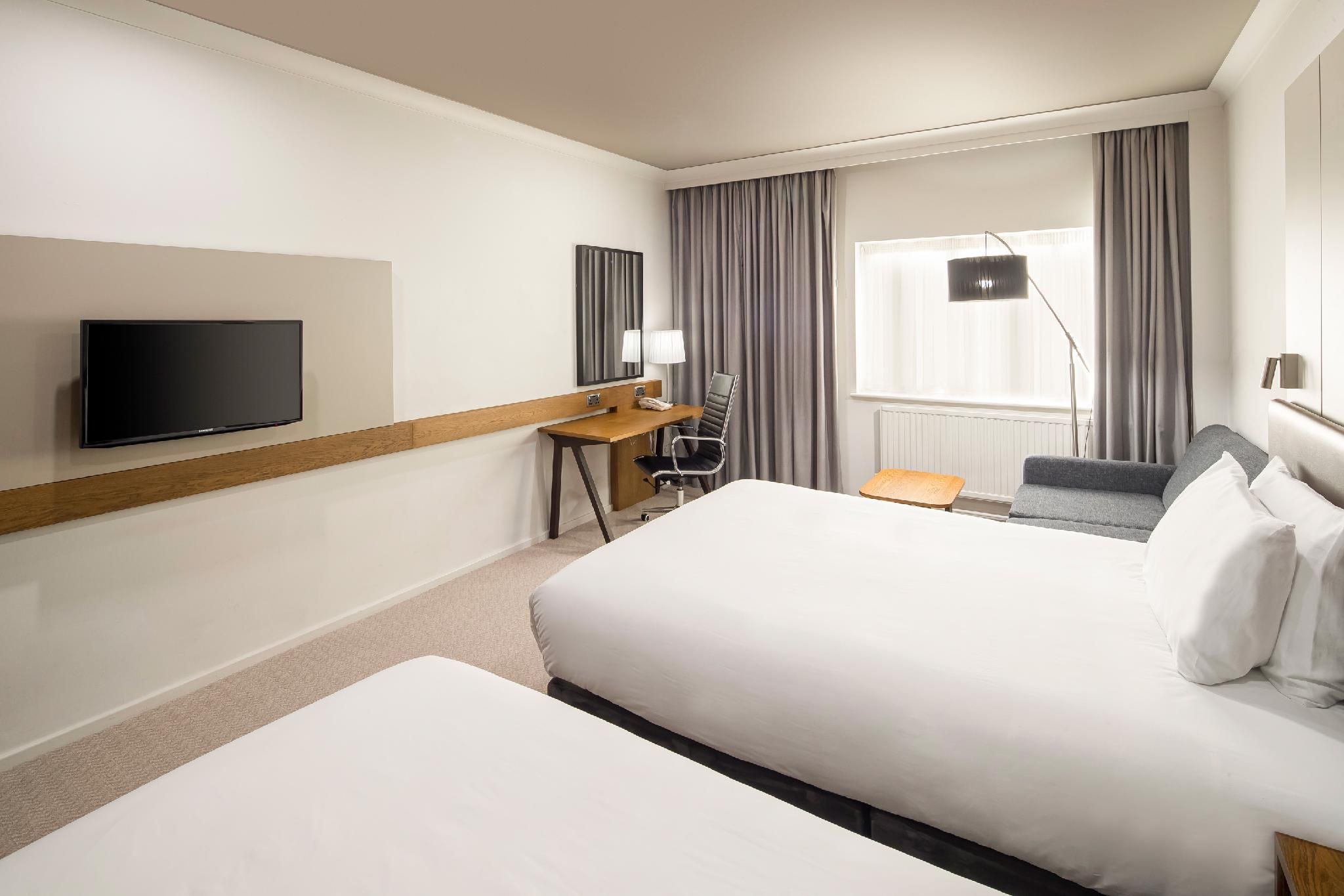 2 Single Beds Standard