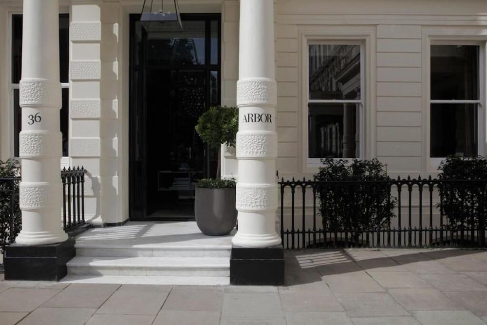 undefined Signature Townhouse Hyde Park 7