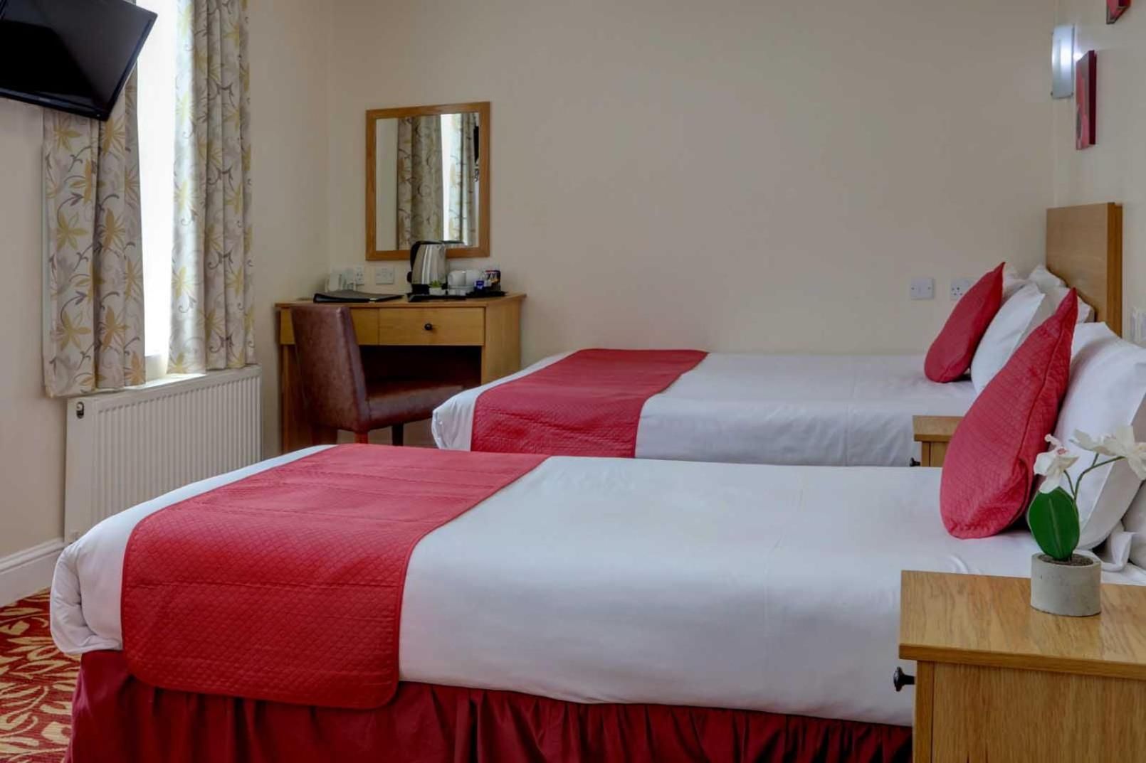 Standard Room with One Double Bed and One Single Bed - Non-Smoking