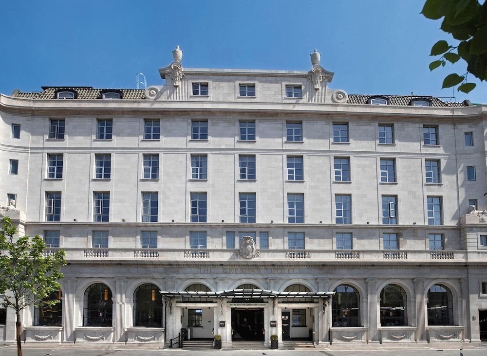 undefined Hotel Riu Plaza The Gresham Dublin