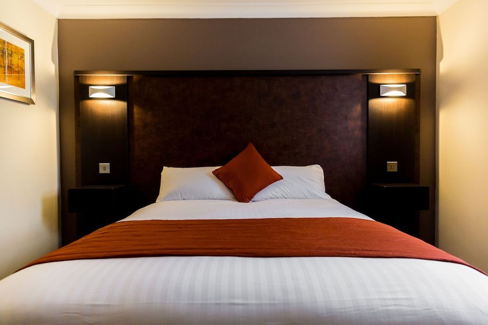 Dragonfly Hotel Colchester Standard Double Room 3