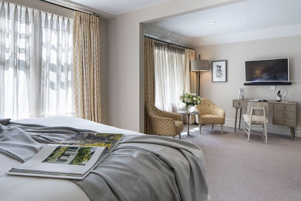 Linthwaite House Luxury Room 4