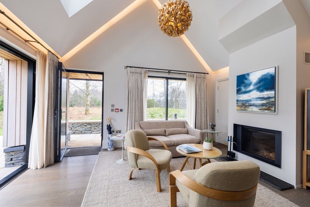 Linthwaite House Fell Suite With Hot Tub 3