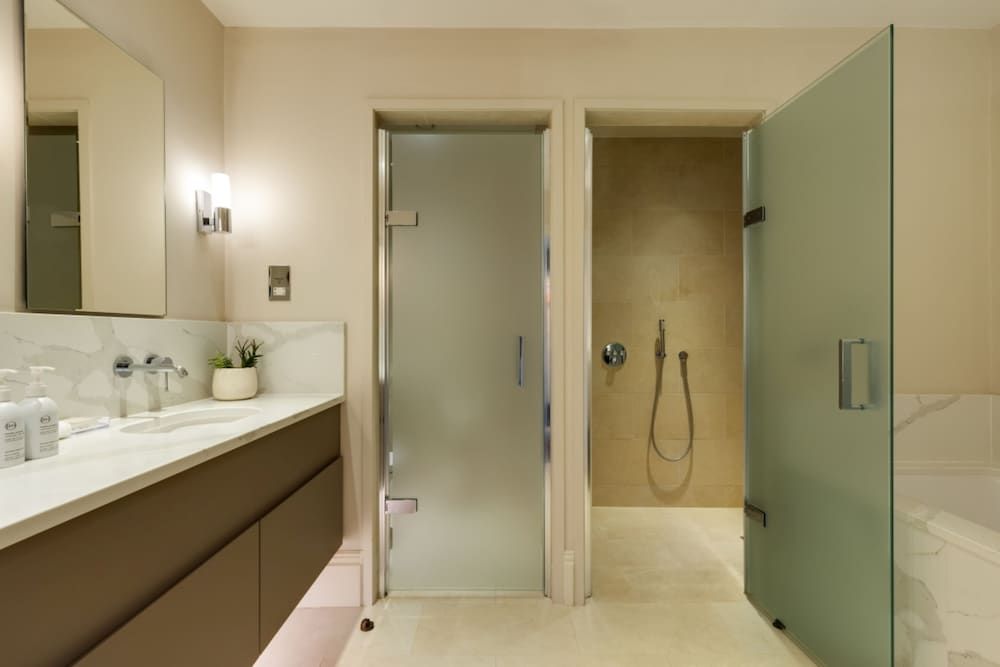 Linthwaite House Fell Suite With Hot Tub 2