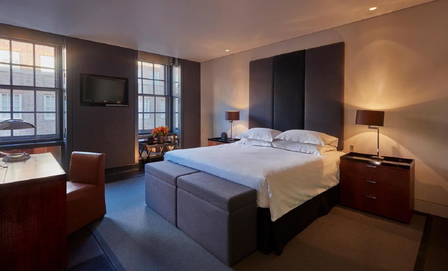 Hyde Park Suite