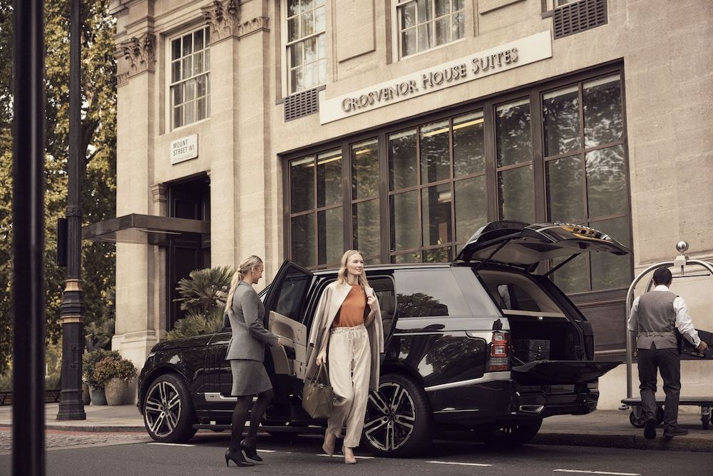 undefined Grosvenor House Suites 4