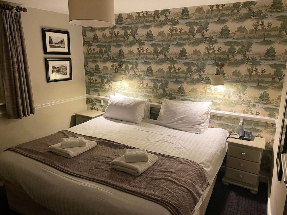 The Bridge Inn Deluxe Double Room