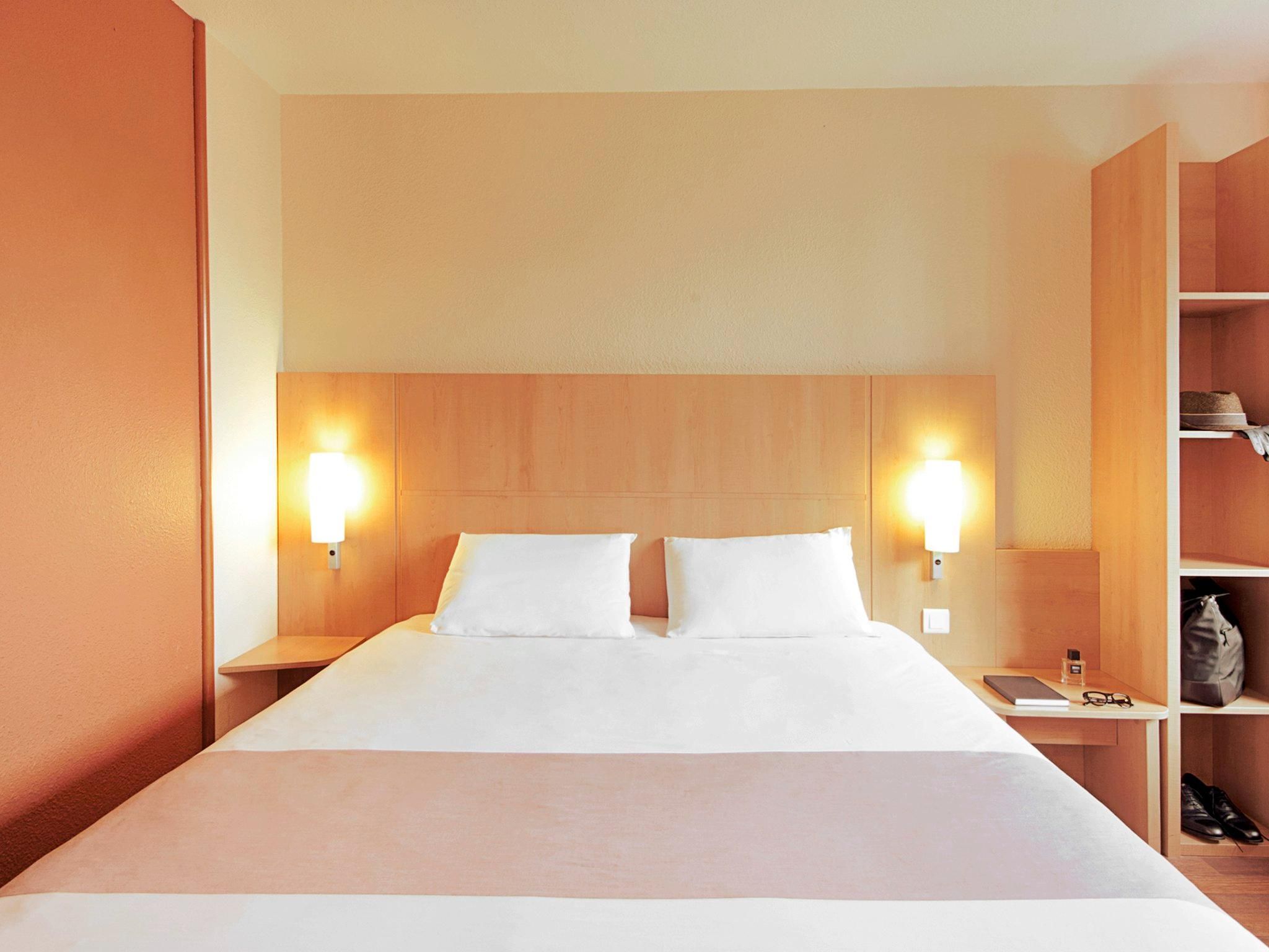 Double room with 1 double bed