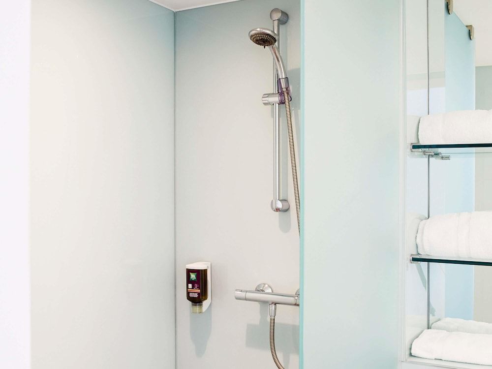 ibis Styles Crewe Room, 2 Twin Beds (The Duet) 4