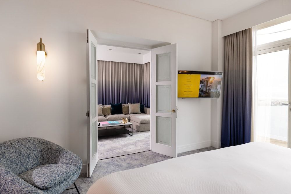 Suite, 1 King Bed, Harbor View (Super King, Tiger Bay, Bay View)